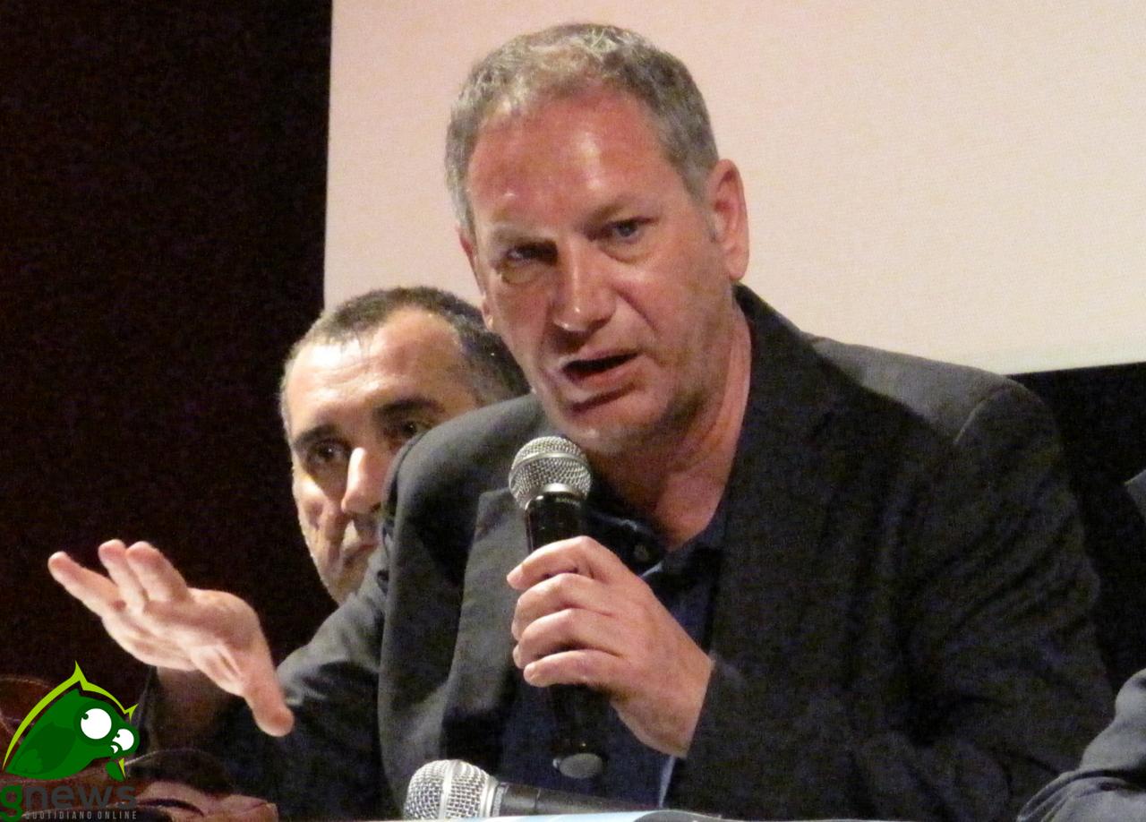 "Sulla 275 con Cantone e Delrio" "Sulla 275 con Cantone e Delrio"