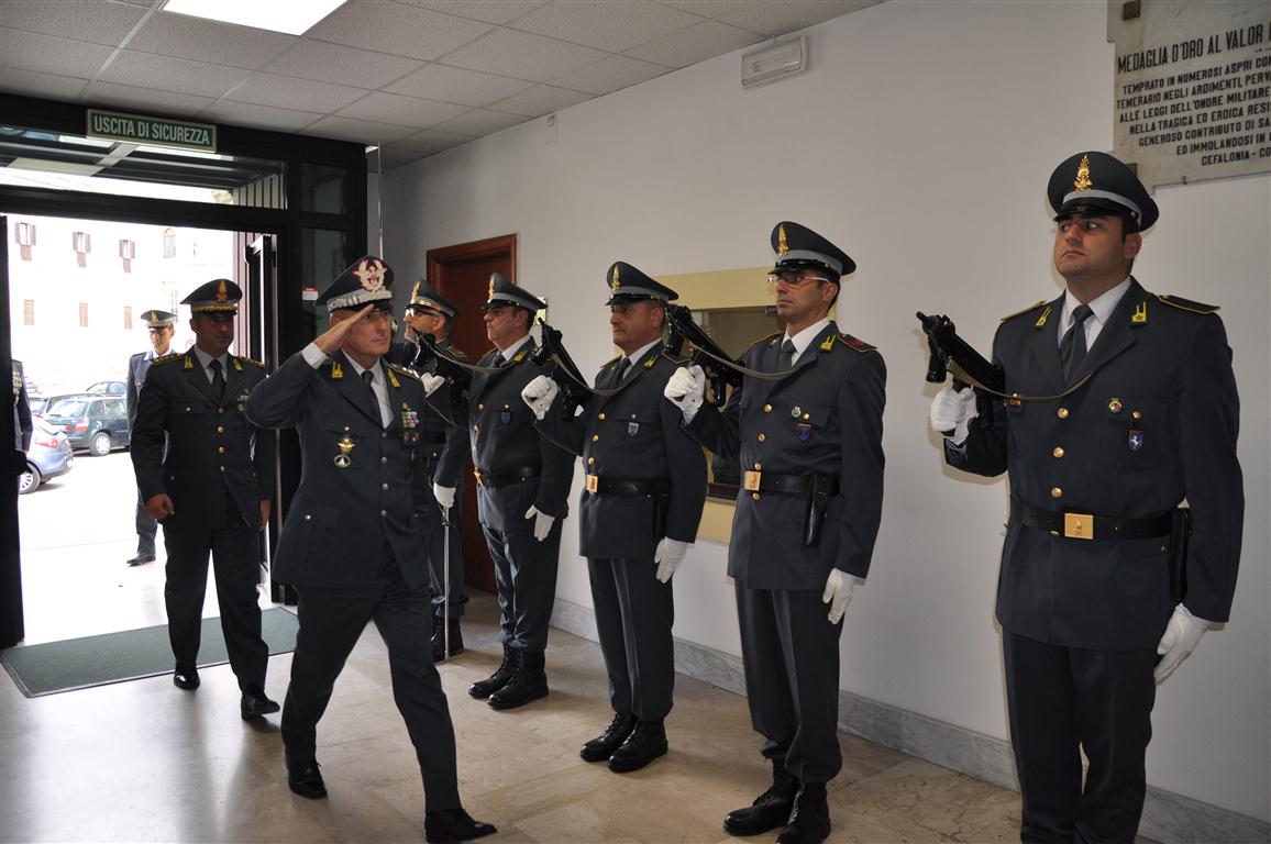 Il Comandante Regionale della Guardia di Finanza in visita a Lecce