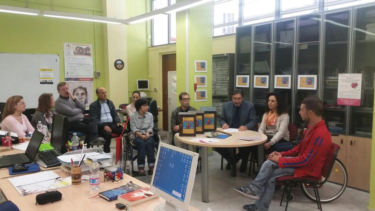 “Abbattitabù. Sesso, amore e disabilità? Supera il tabù e accendi la tua curiosità”