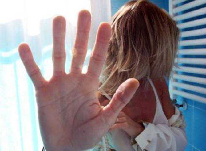 "L'amore criminale... prevenire insieme" "L'amore criminale... prevenire insieme"