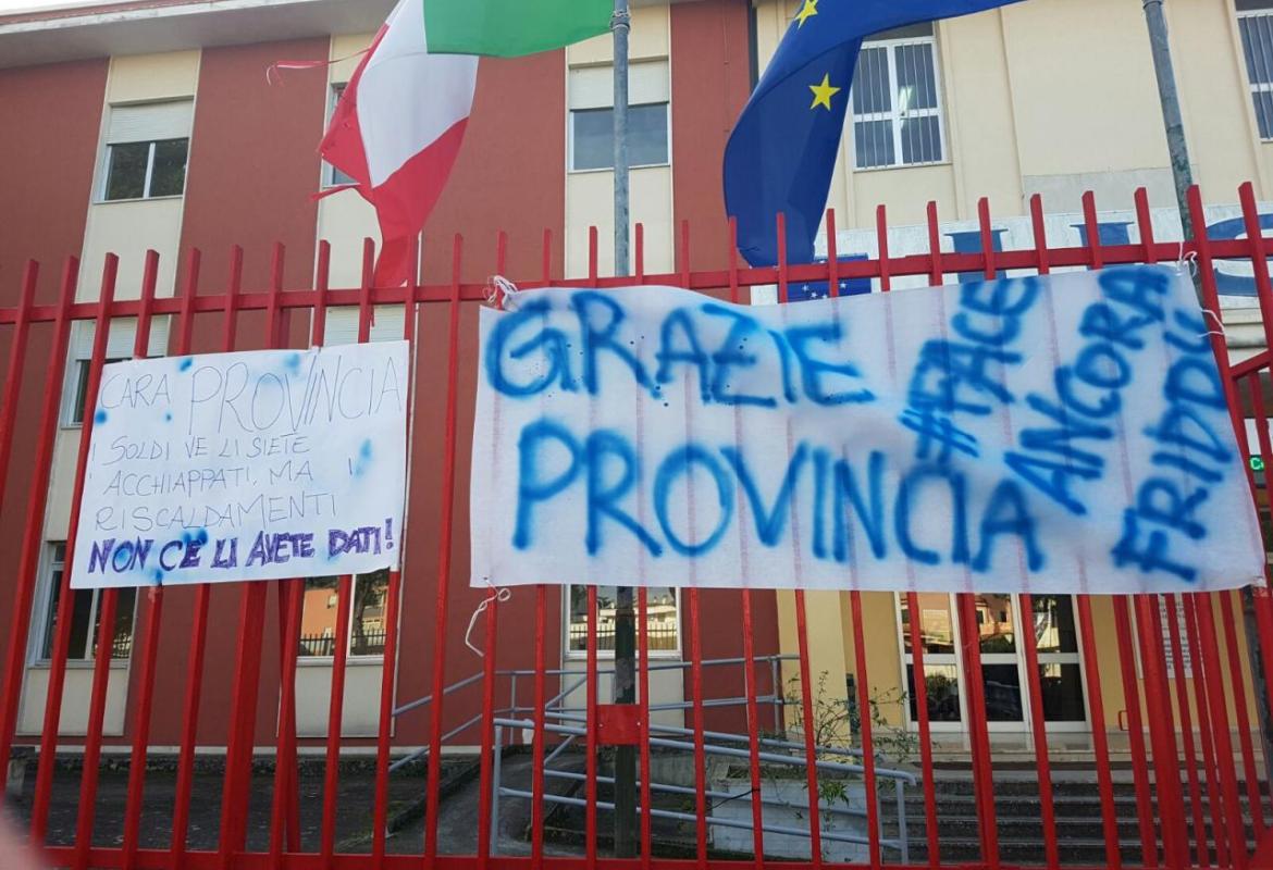 Aule gelate, studenti in 'sciopero' al Professionale di Galatina