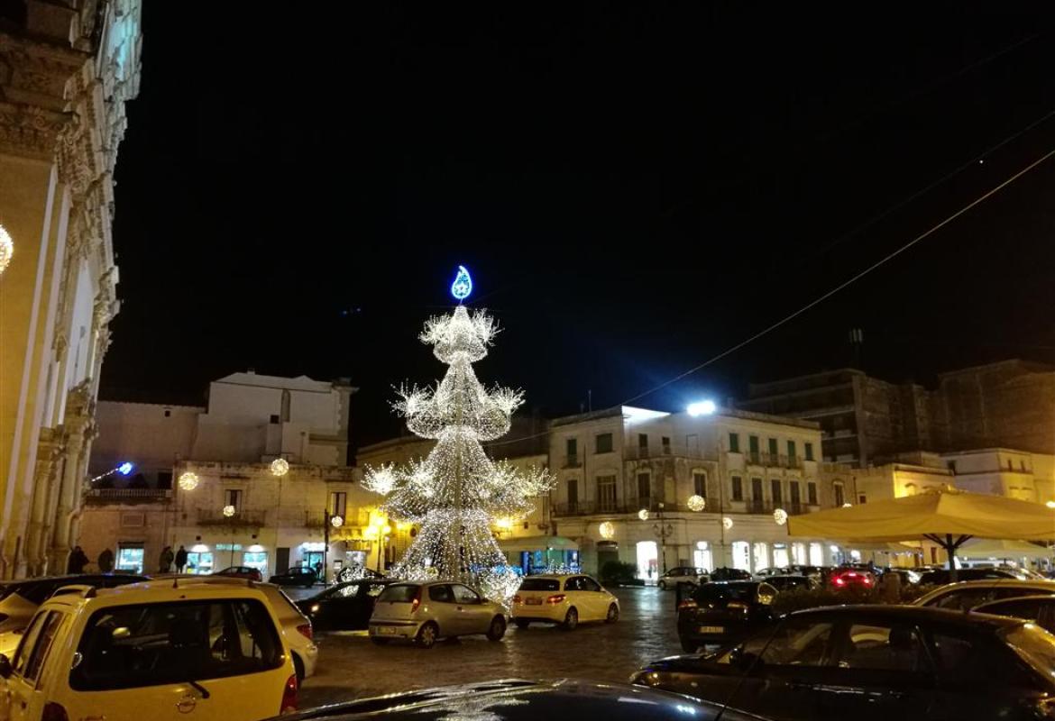 "Bloccati in casa durante le manifestazioni"
