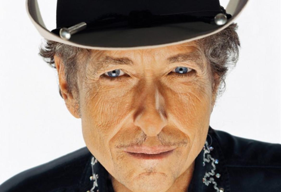 "Chi sui manifesti cita frasi altrui almeno ne inserisca l'autore"