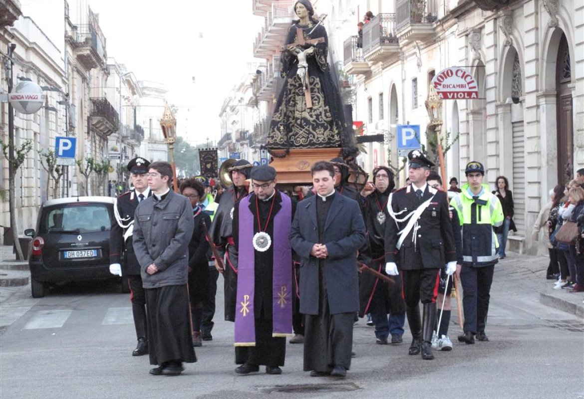 La Processione al tempo del Commissario