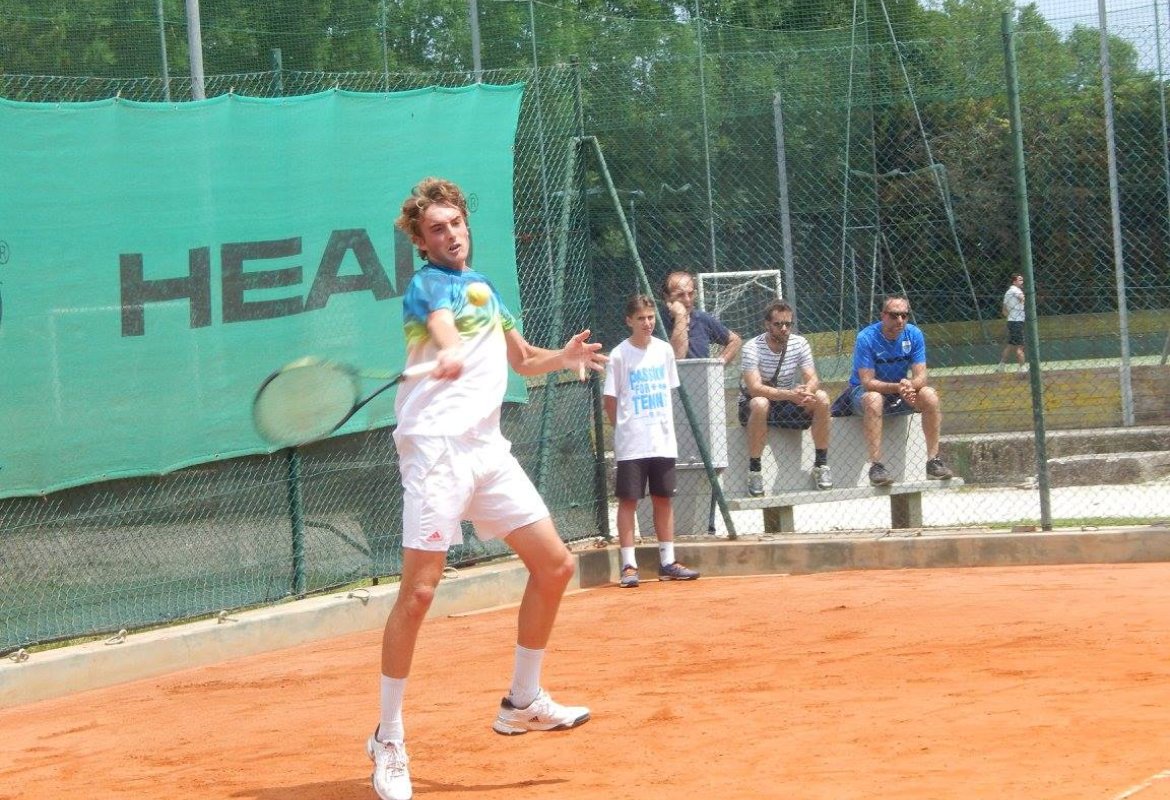 Stefanos Tsitsipas rinforzo del Ct Galatina pronto ad affrontare in casa il Napoli