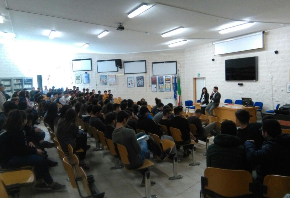 #youthgalatina2015, Il Servizio Civile raccontato agli studenti