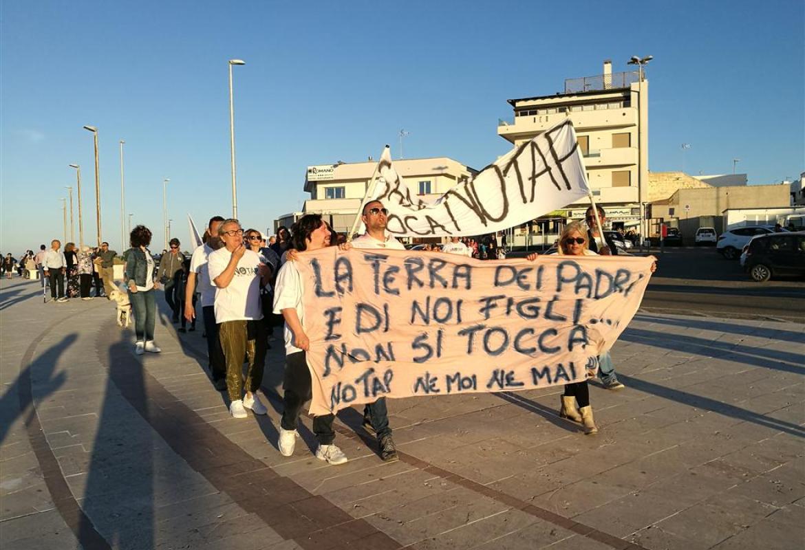 Manifestazione a San Foca contro il gasdotto TAP