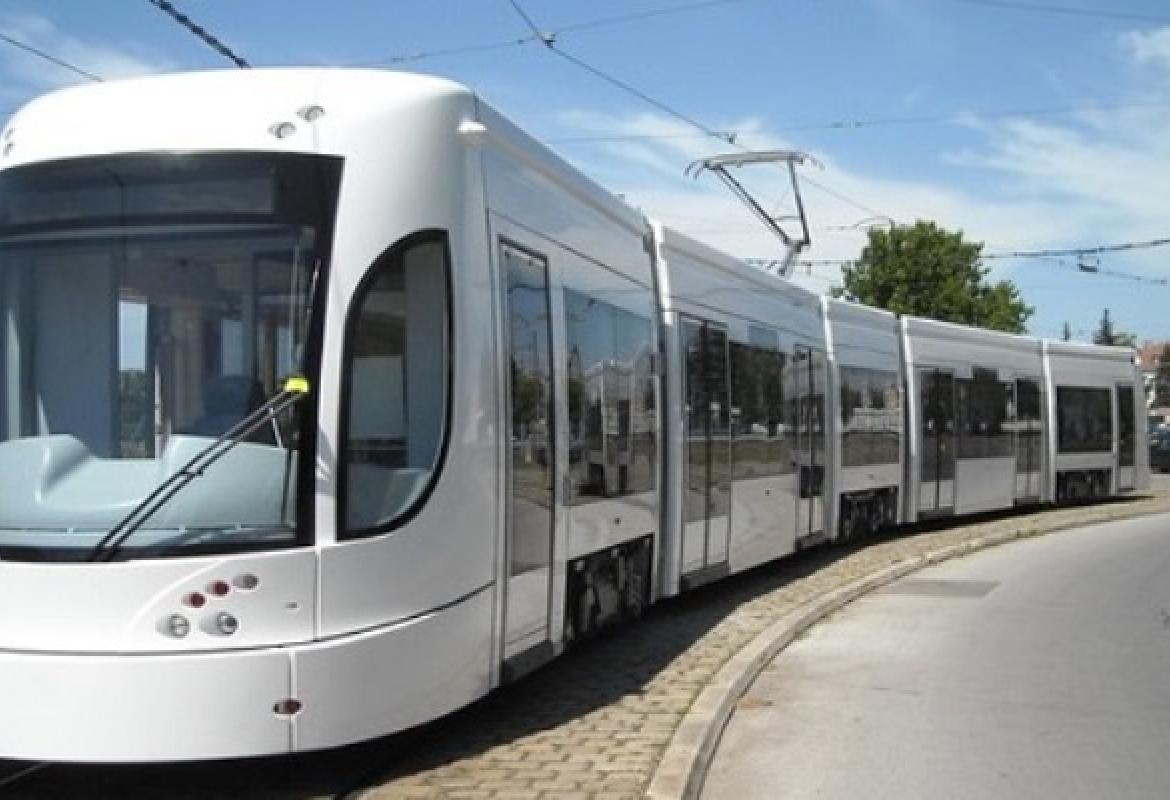 "Metropolitana di superficie, il Salento non perda il treno dei 47 miliardi di Gentiloni"