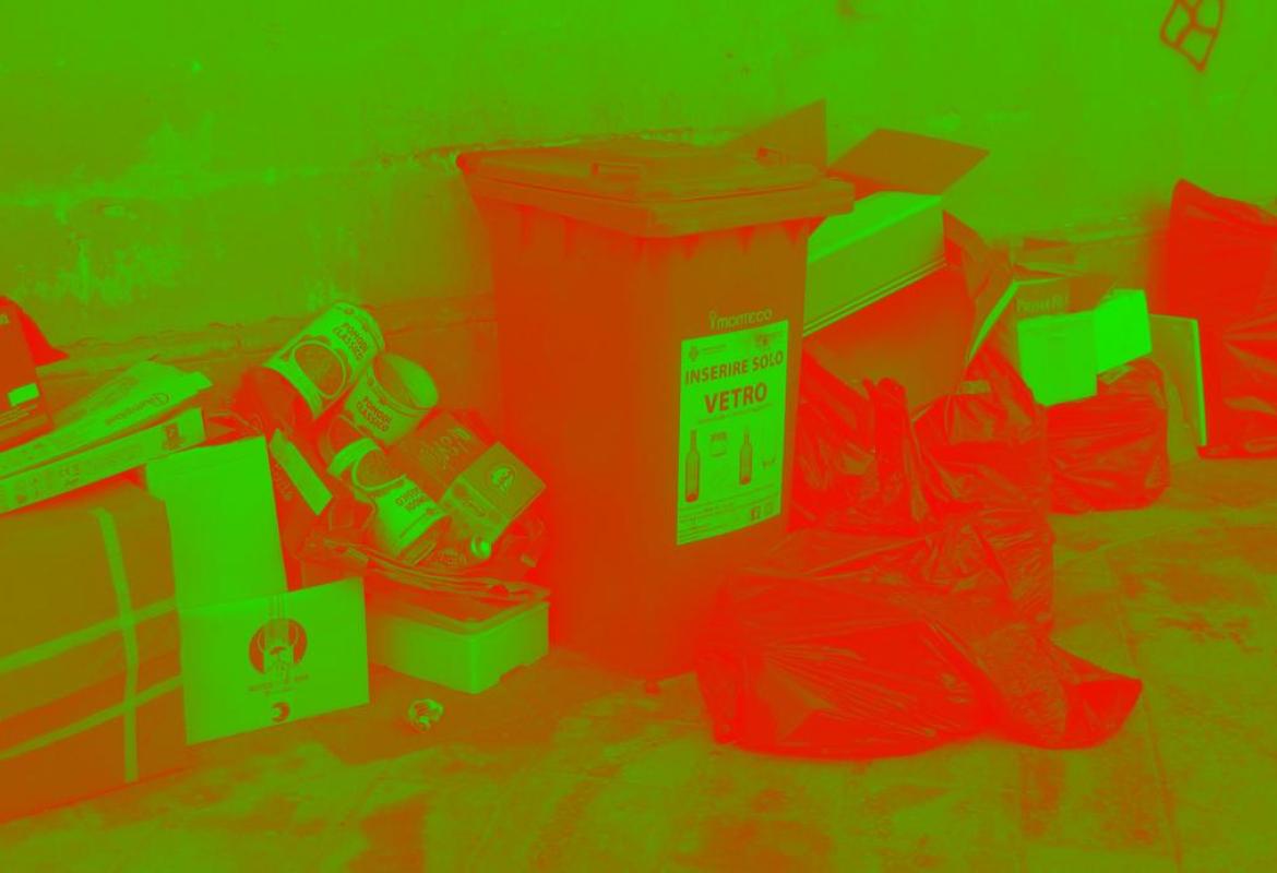 "Agire penalmente contro chi ha creato il problema rifiuti a Galatina?"