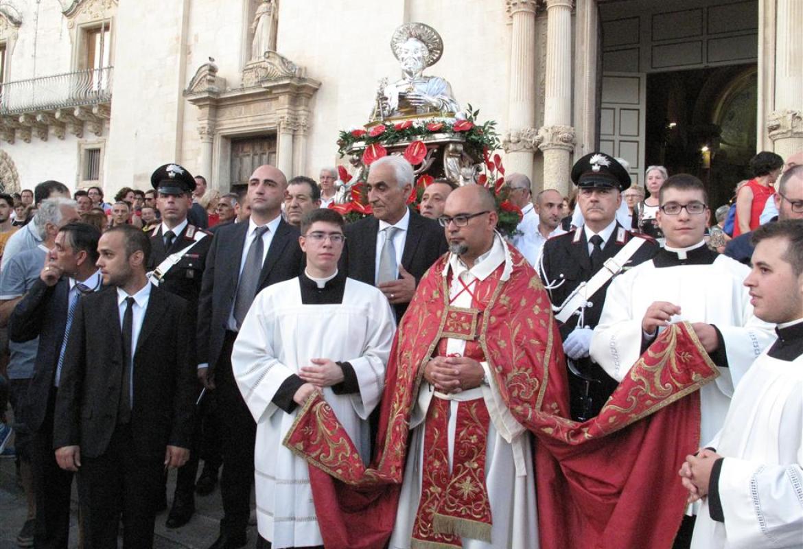 "La festa di San Pietro torni ad essere per Galatina un’occasione di crescita sociale, economica e culturale e, per i credenti, anche spirituale"