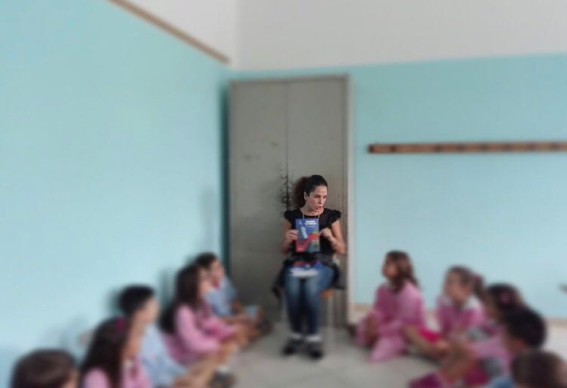 "Mamma li Turchi", un libro in dono ai giovanissimi che cominciano la scuola