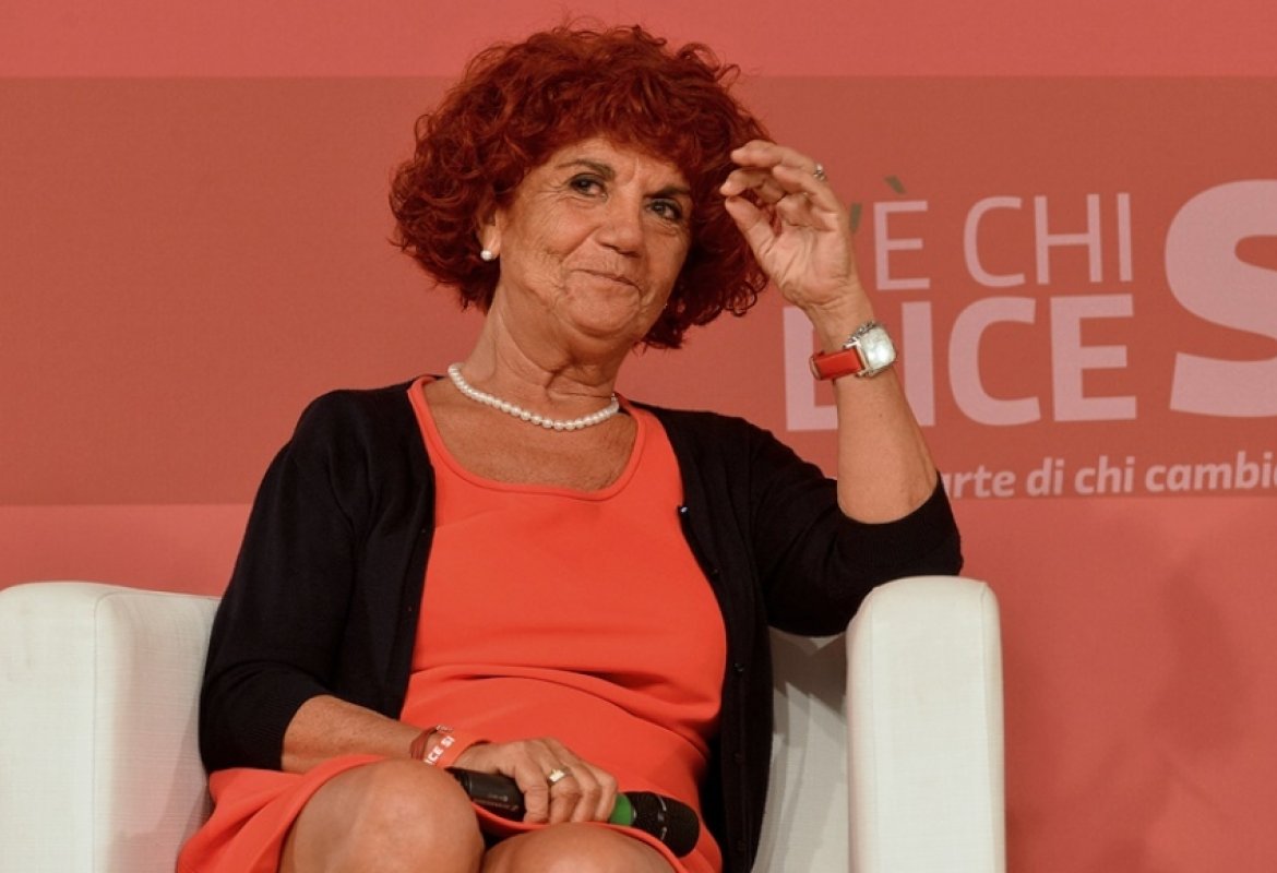 La ministra Fedeli in visita allo Scientifico di Maglie