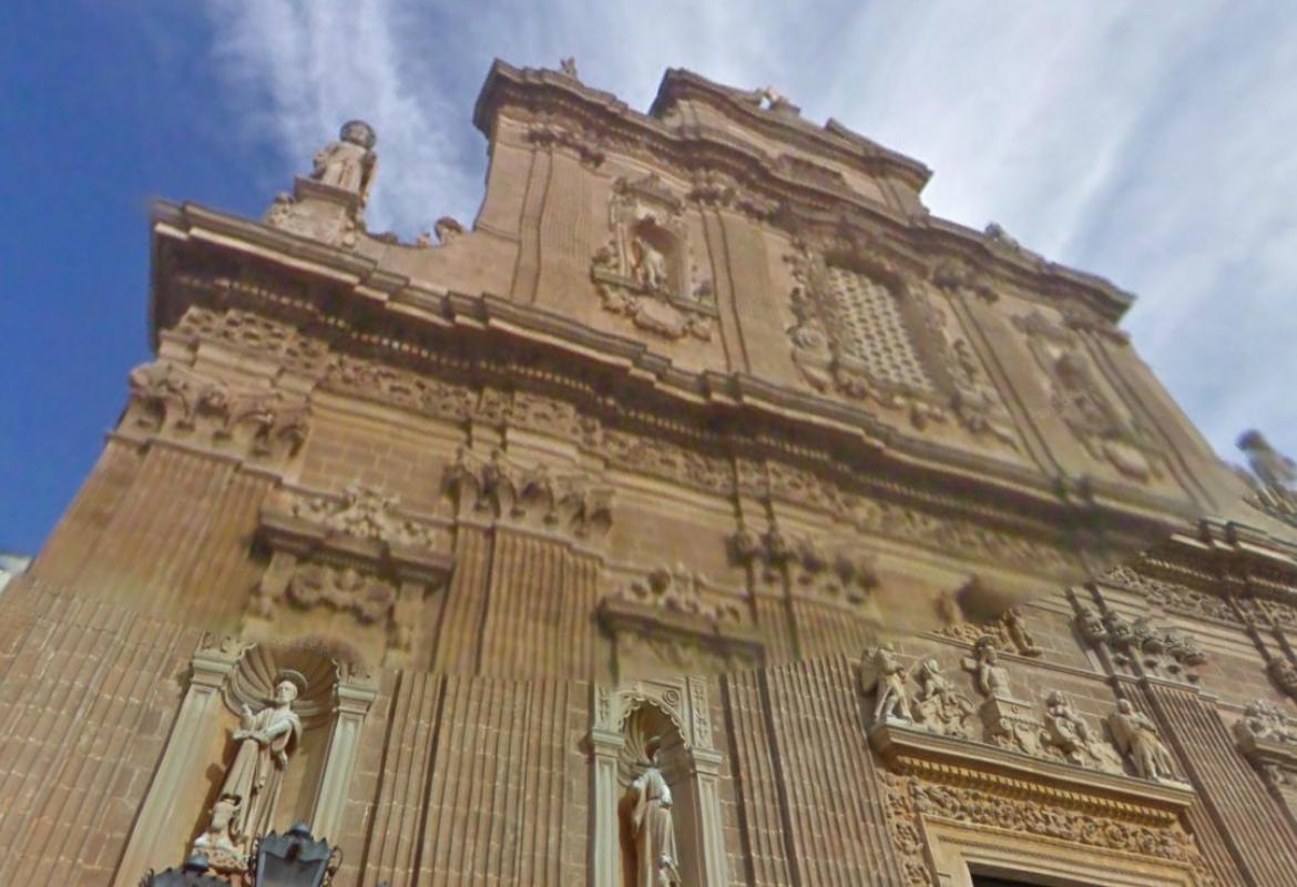 Quando il Crocefisso spostò le mani dietro le spalle