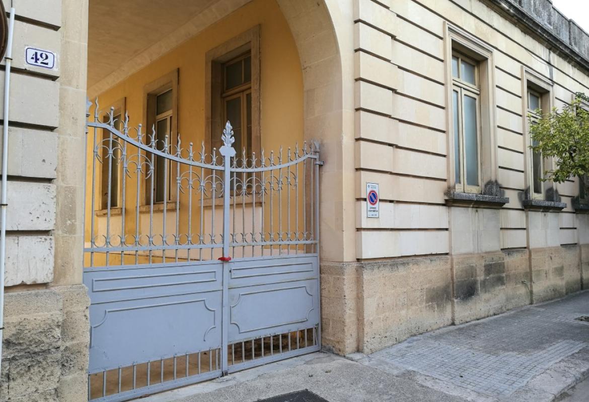 Furto con scasso nell'Edificio Scolastico