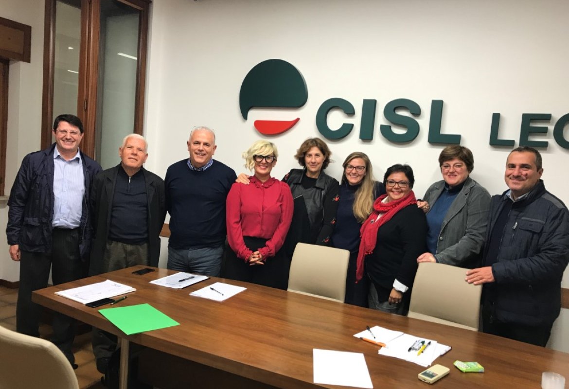 Arlinda Hamzaj eletta presidente dell'Associazione nazionale oltre le frontiere