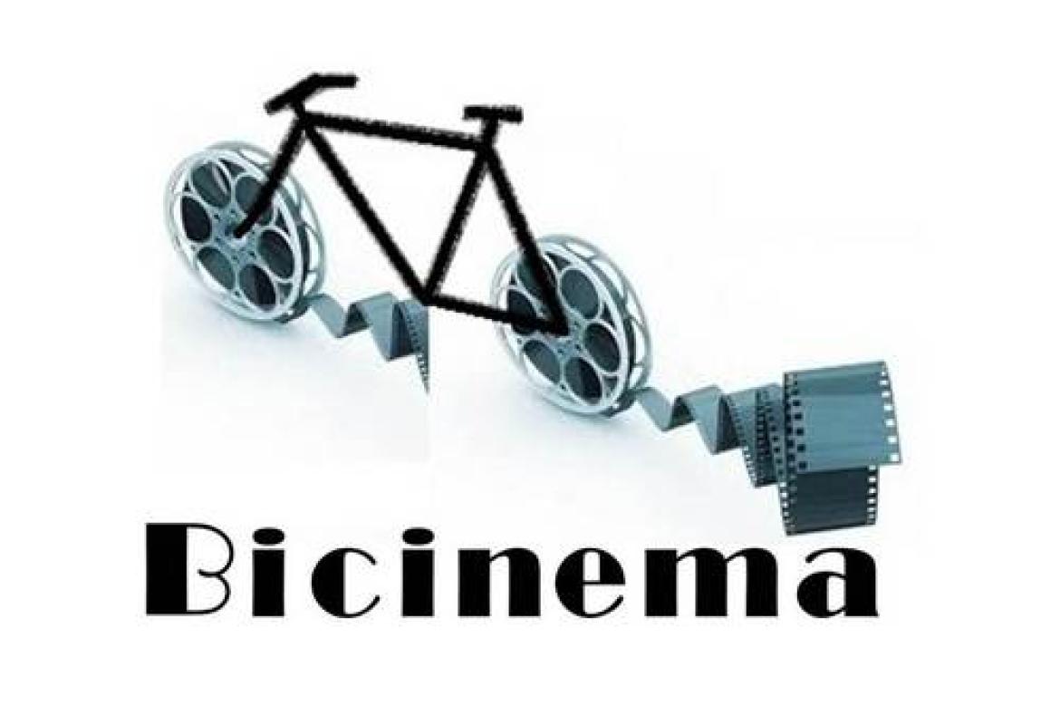 Se vai al cinema in bici il biglietto ti costa meno e se fori ti riparano la gomma