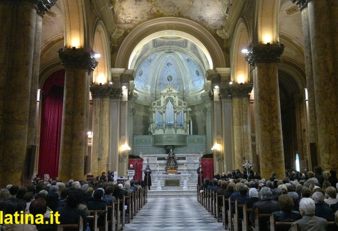 Oggi la 'Chiamata della Madonna', domani la processione del Cristo Morto e della Desolata