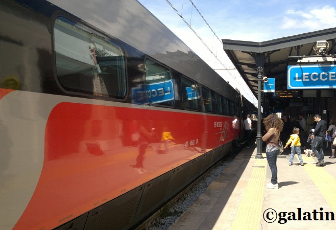 Sarà riaperto il deposito bagagli della stazione di Lecce