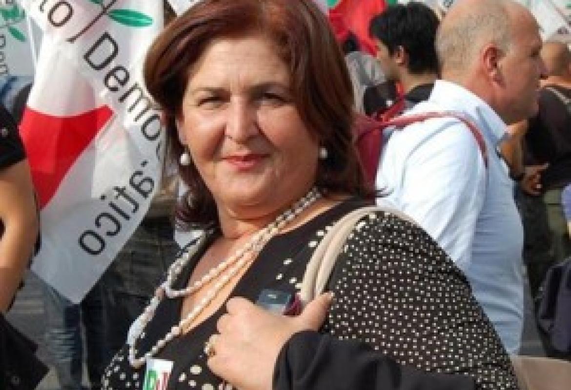 "Pagare con urgenza la cassa integrazione!"