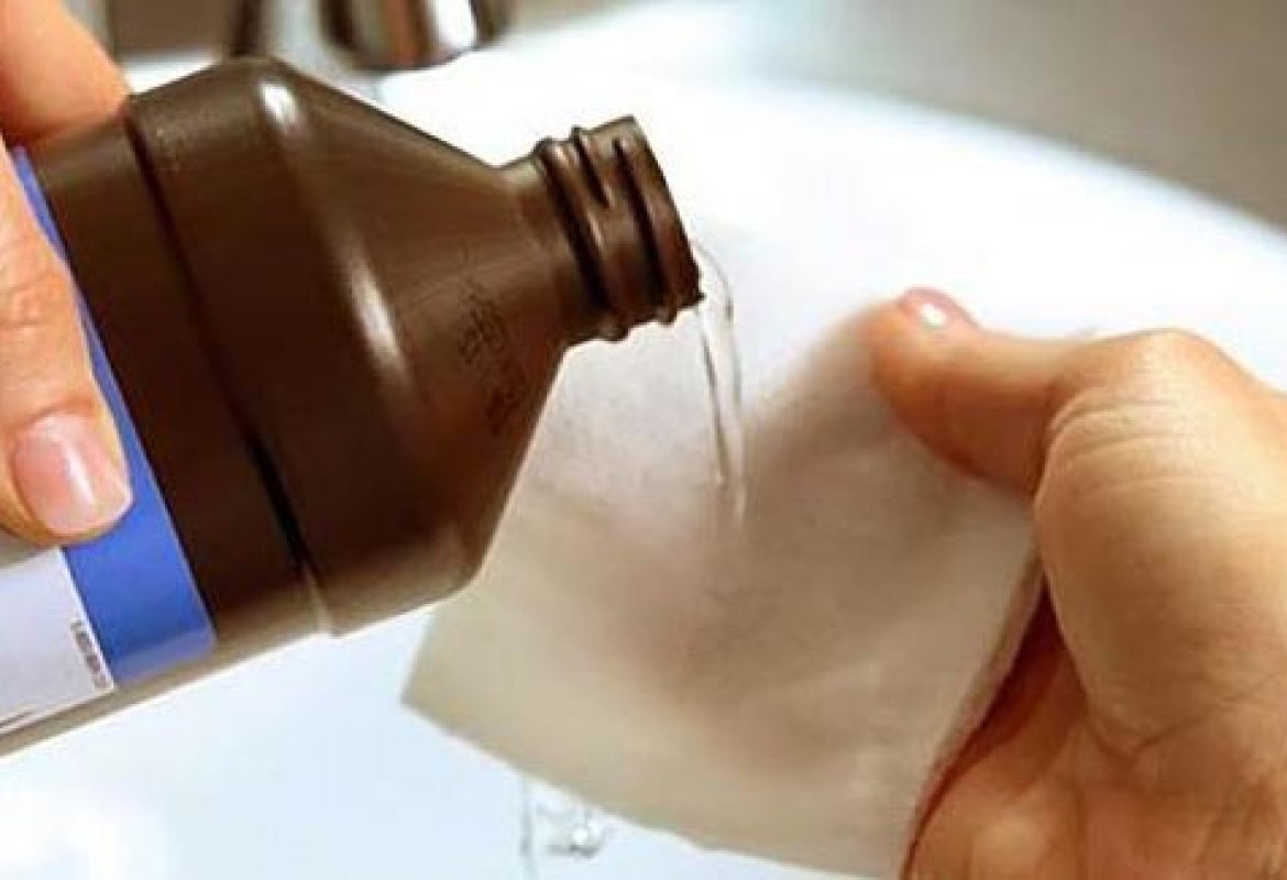 Un processo più ecologico ed economico per produrre acqua ossigenata
