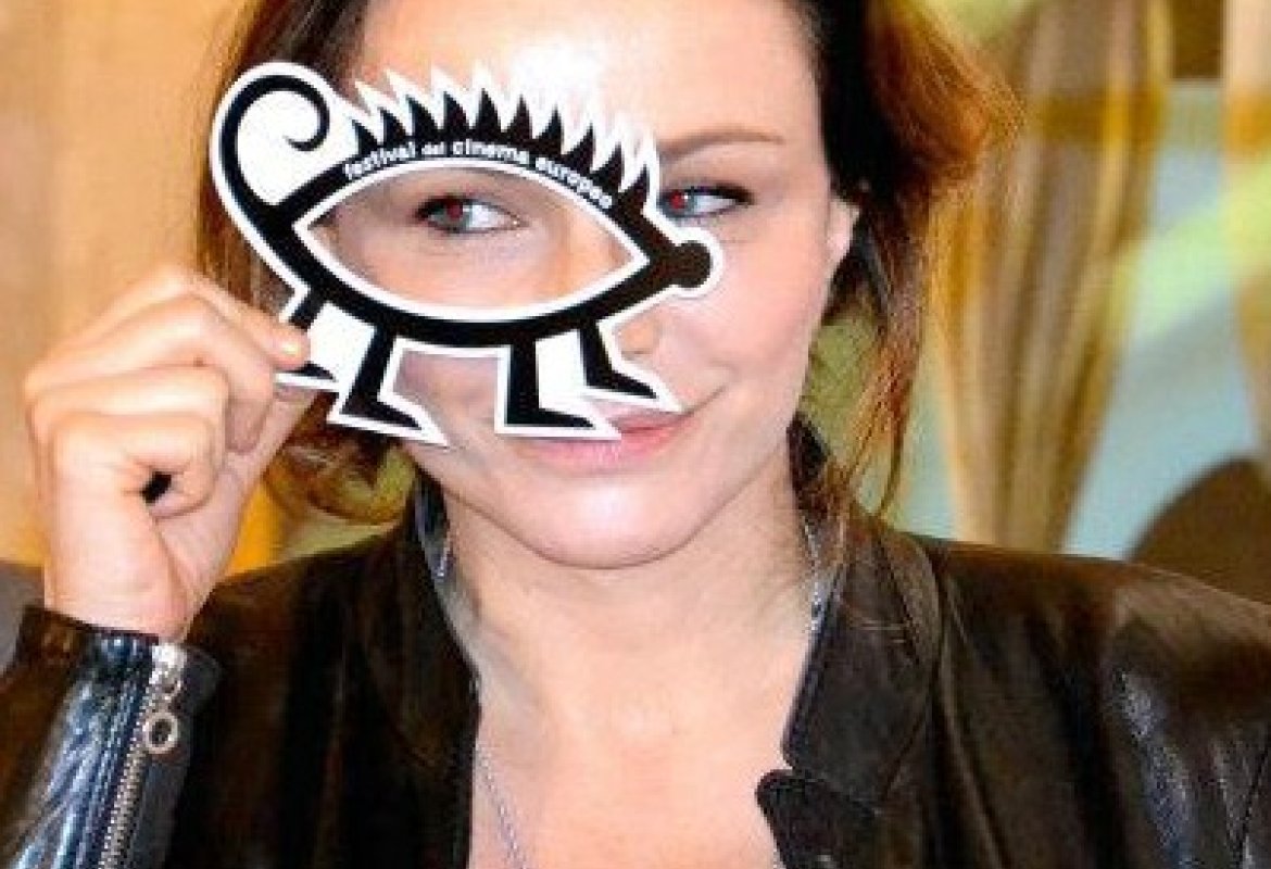 Il fascino di Francesca Neri al Festival del Cinema Europeo