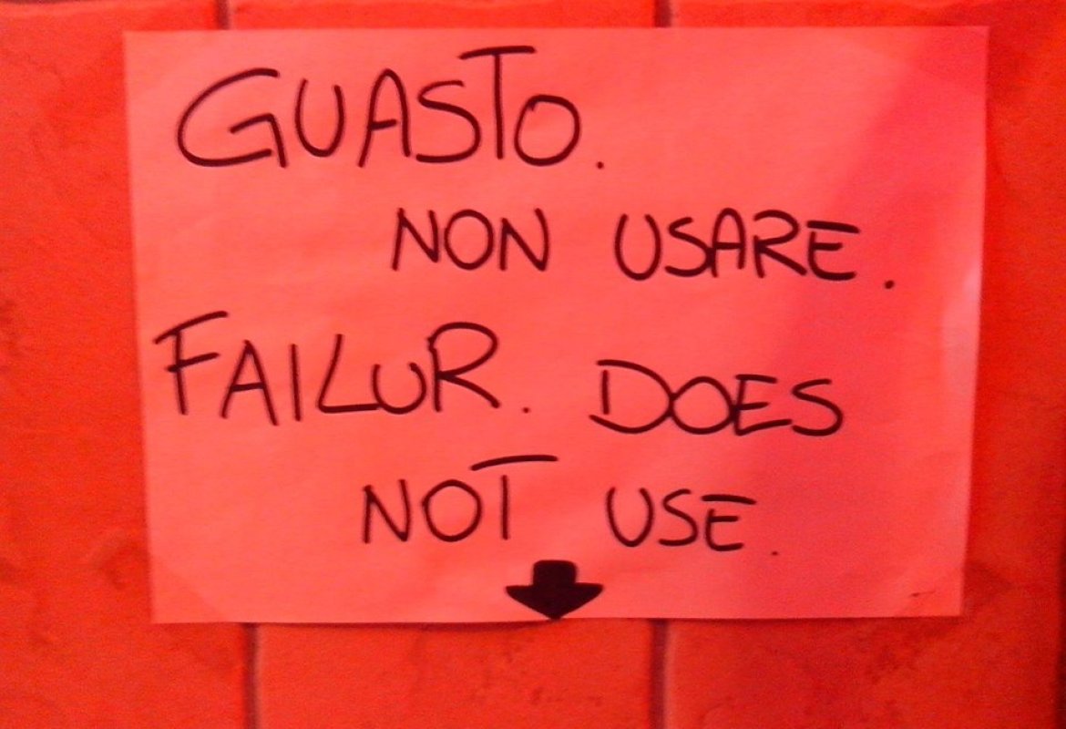 "Mi scappa la pipì", "Il bagno è guasto"