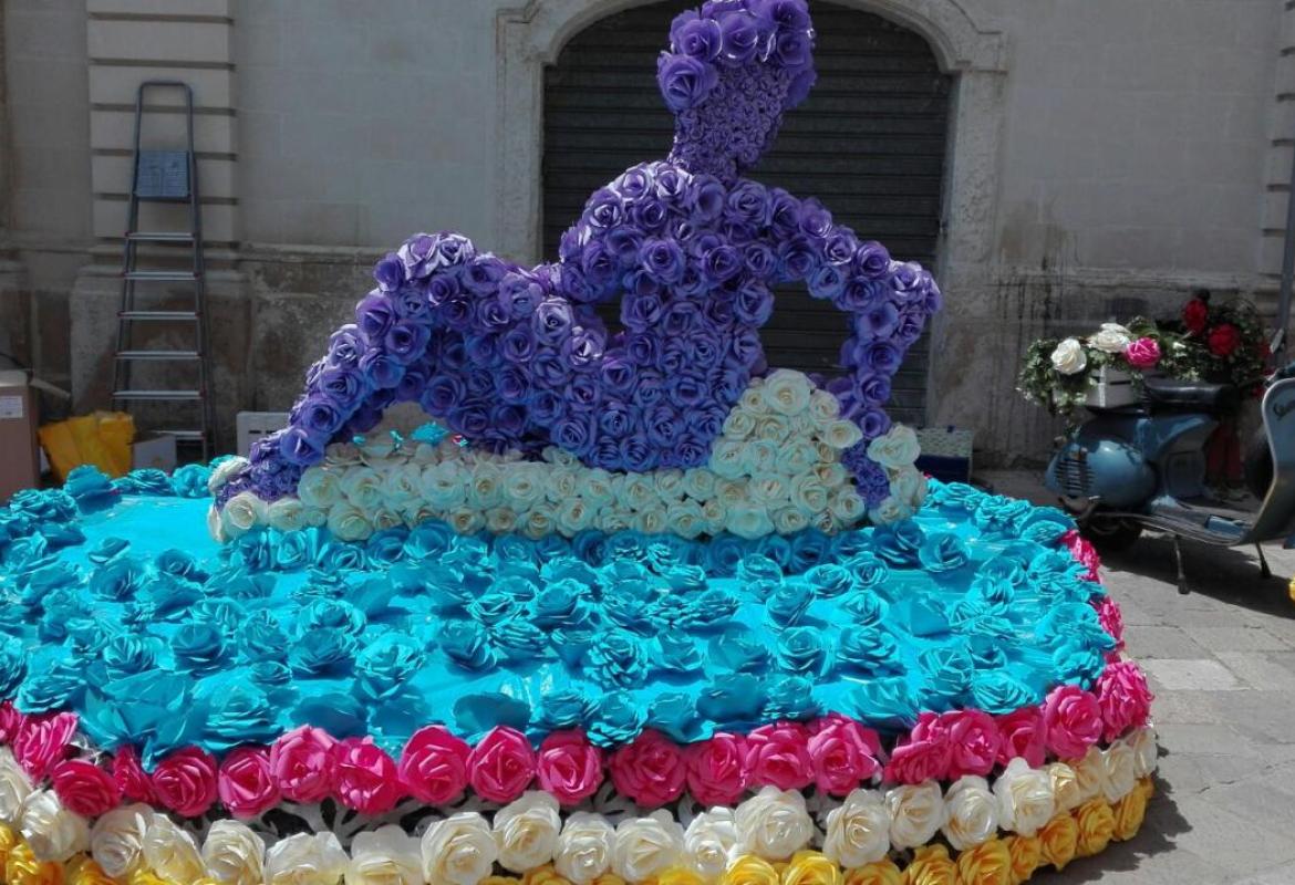 Il Polo 3 veste di fiori la città