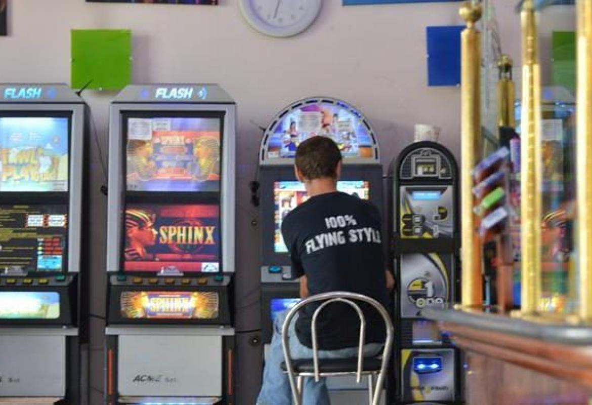 Il Consiglio Regionale rinvia l'applicazione della legge sul gioco