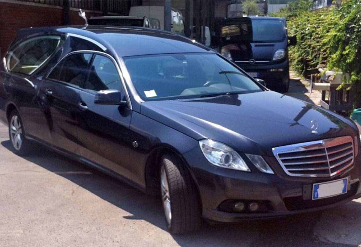 Un corso per direttore di agenzia funebre