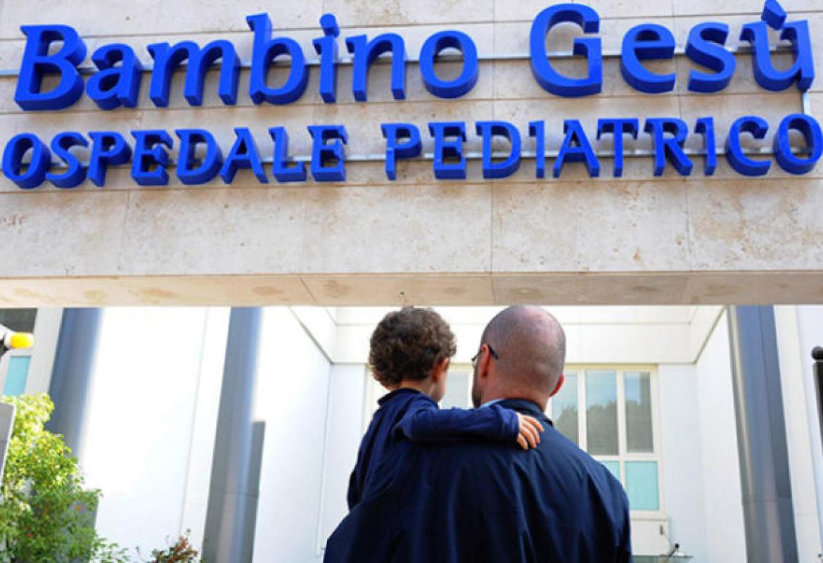 I piloti dell'Aeronautica Militare in visita all'Ospedale del Bambin Gesù