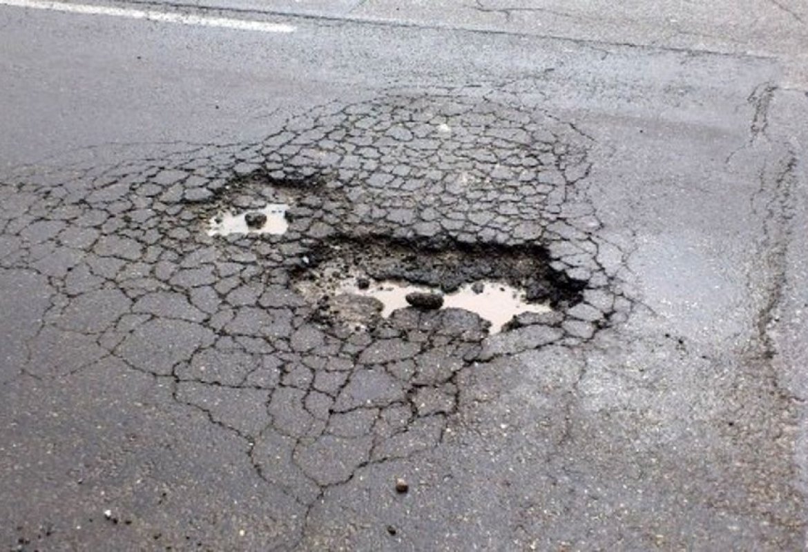 "Alla Puglia 16 milioni di euro all'anno per riparare le strade"