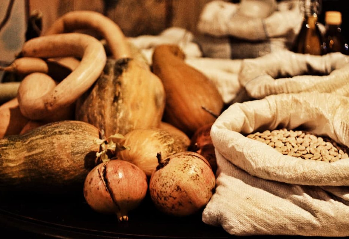 “Tutti nello stesso piatto”