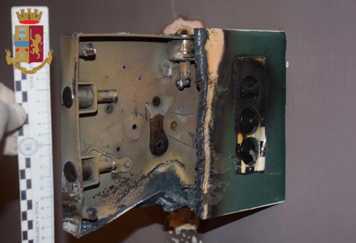 Arrestato barese che sventrava casseforti a Lecce