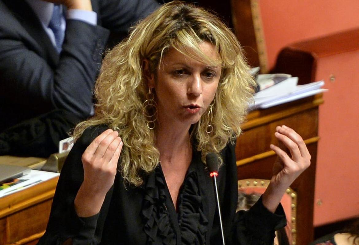 Il ministro Barbara Lezzi incontrerà i sindaci salentini in Prefettura