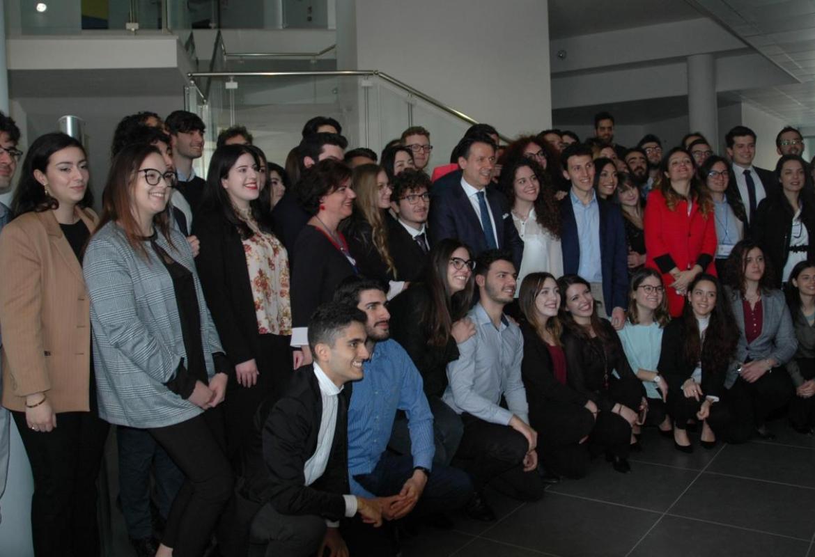 Il Presidente del Consiglio riceve il sigillo d’argento dell’Università del Salento