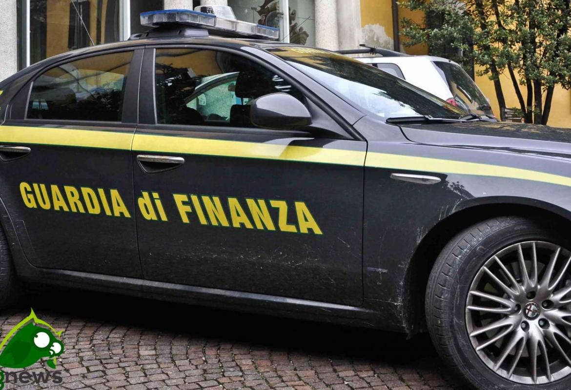 Traffico d'armi, arrestati due montenegrini. L'indagine partita dopo il controllo di un ventitreenne galatinese