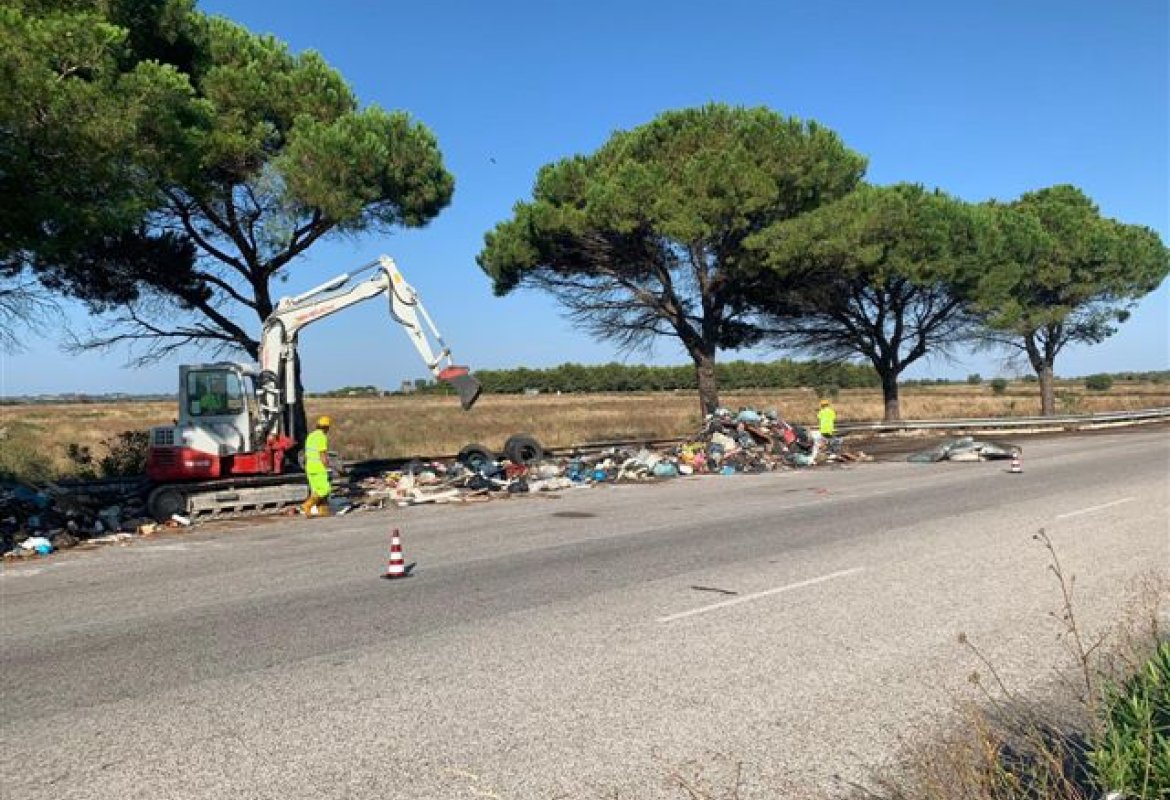 Le strade del Salento ripulite dai rifiuti