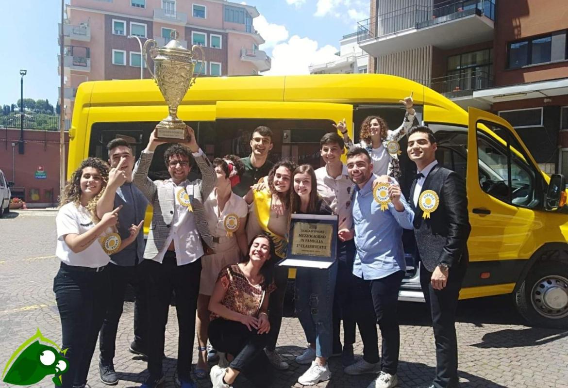 "Quando arriverà a Galatina lo scuolabus vinto a Mezzogiorno in Famiglia?"