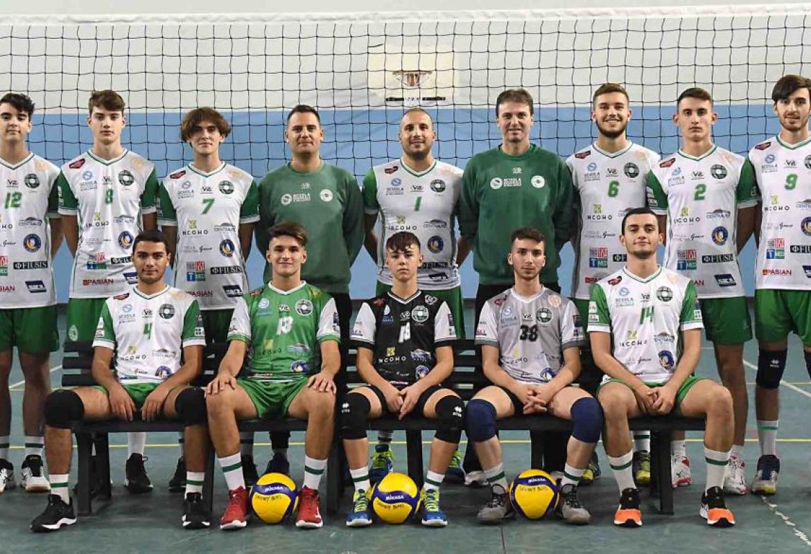 Presentate le nuove divise della Showy Boys