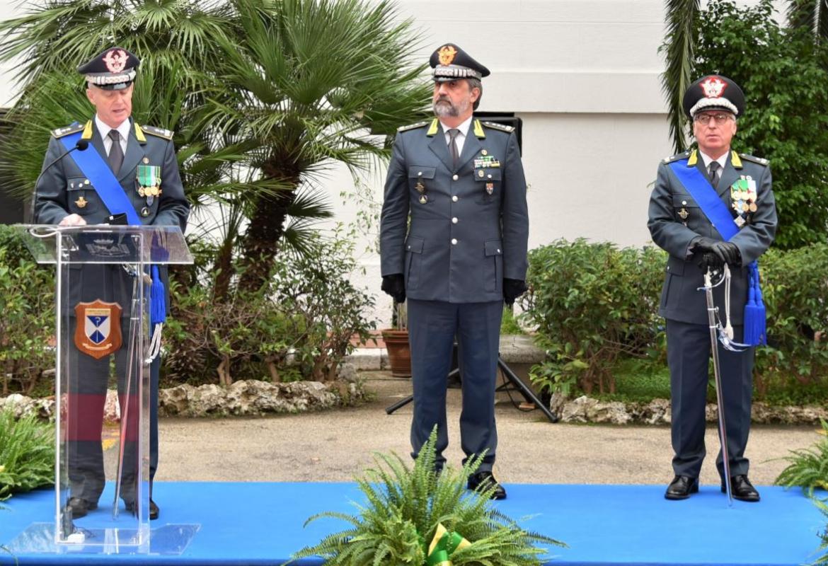 Il Generale di Divisione Francesco Mattana assume il Comando Regionale “Puglia” della Guardia di Finanza