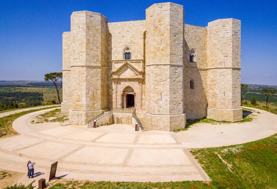 Apertura straordinaria di Castel del Monte