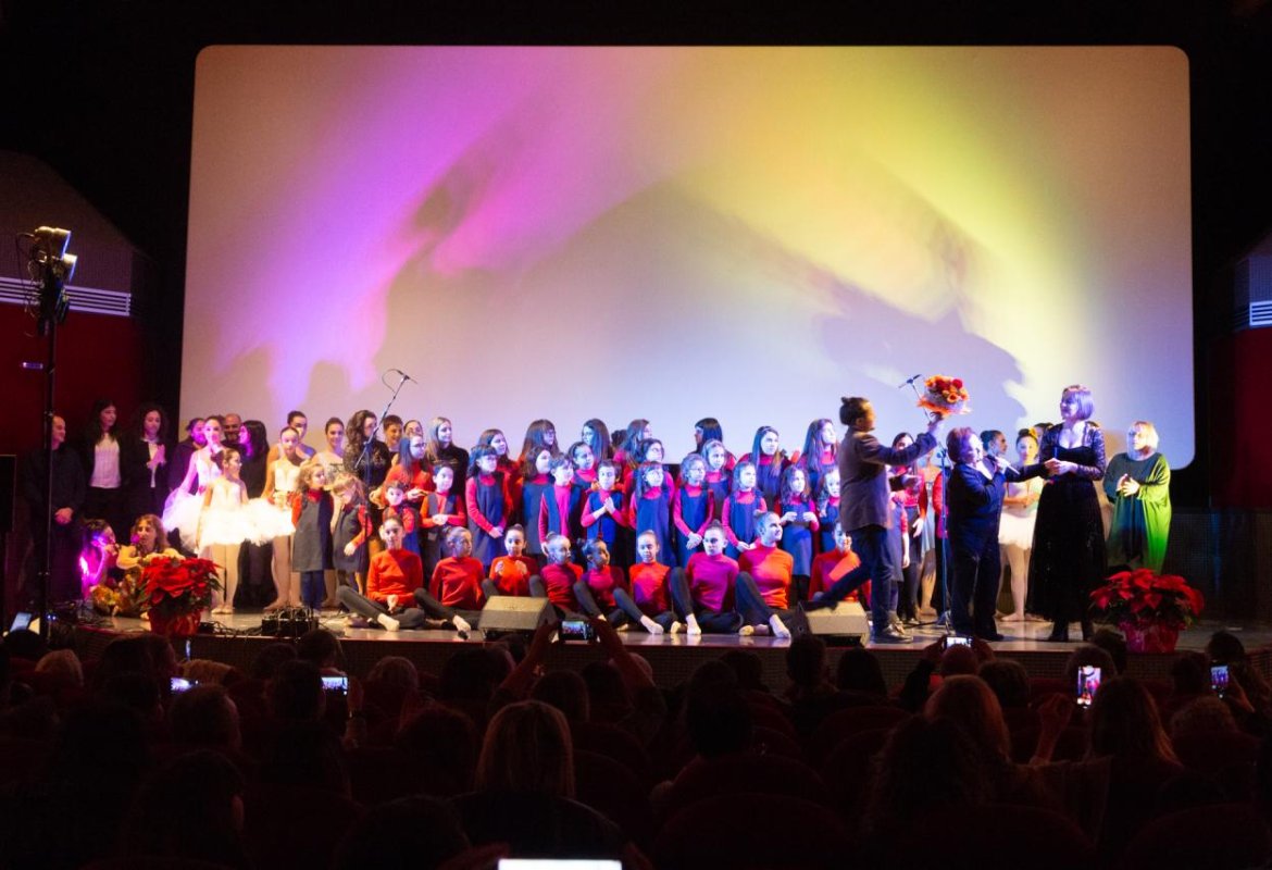 “Noi siamo il mondo” 