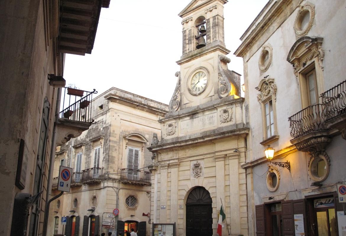 Arrivano 175000 euro per il restauro della Torre dell'Orologio di Galatina