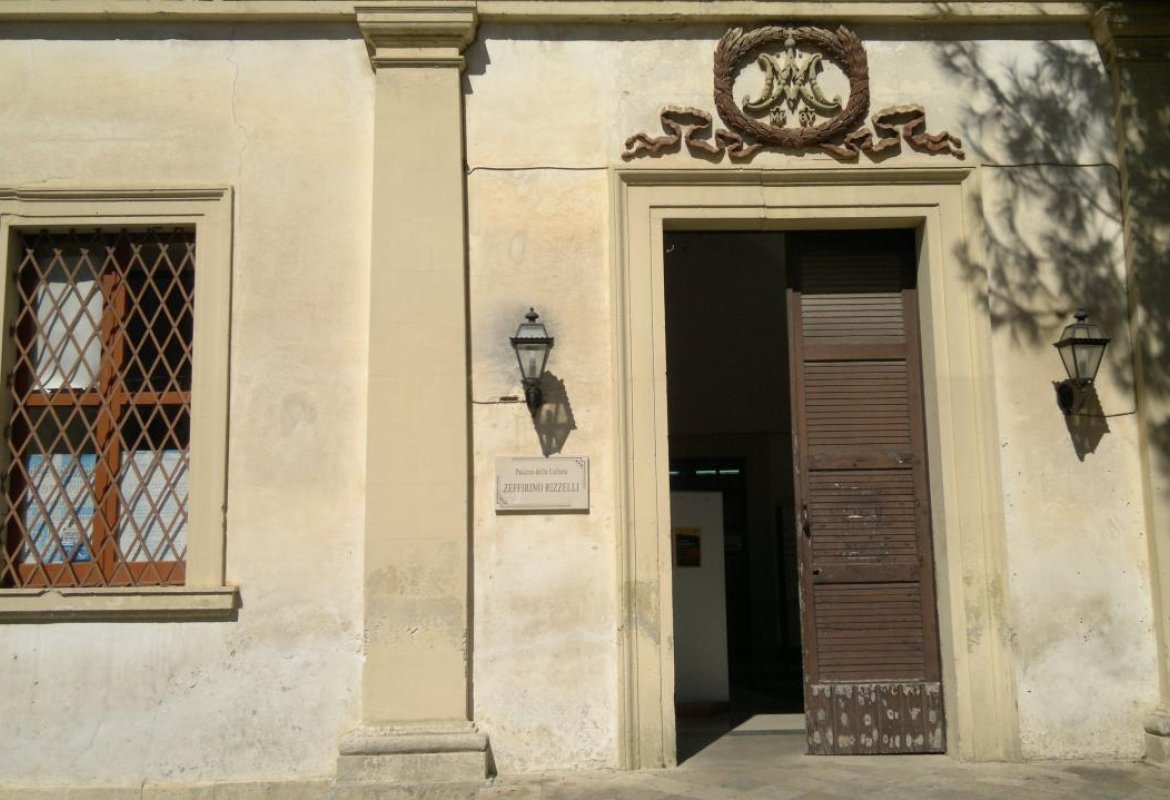 Occorre riavviare subito i lavori di edilizia scolastica a Galatina