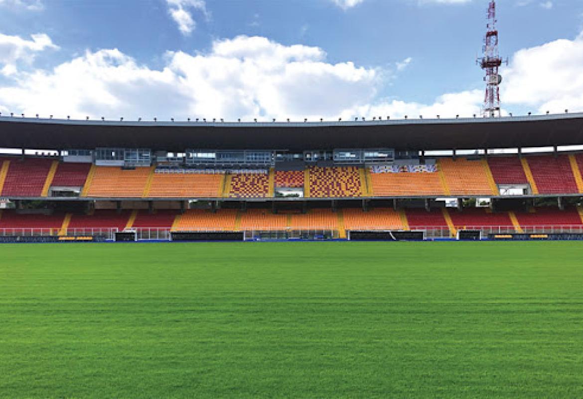 Emiliano autorizza gli allenamenti del Lecce ma dovranno seguire ferree regole di sicurezza