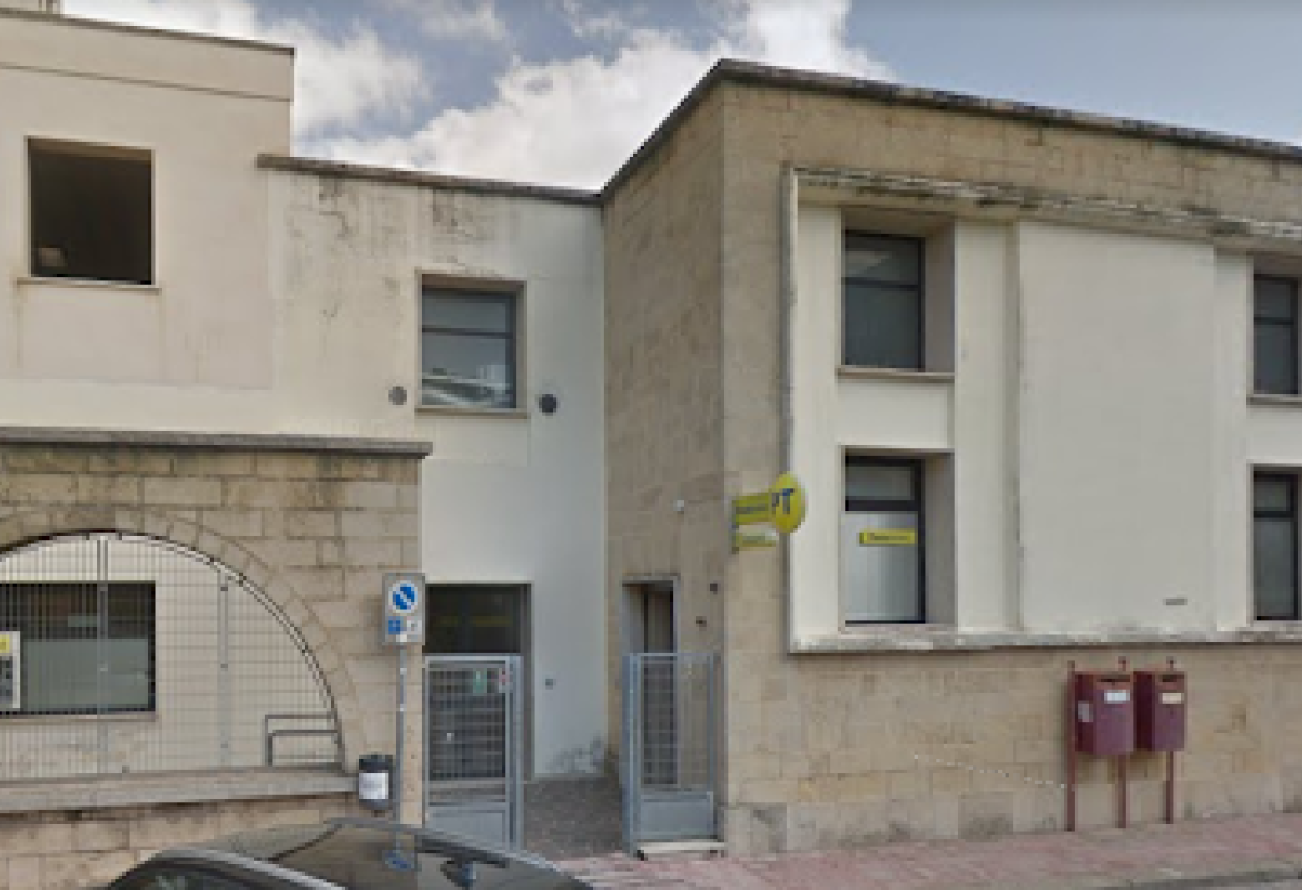 "Quegli impiegati postali che anche nei giorni di massima emergenza sono rimasti in prima linea per garantire un servizio alla collettività"