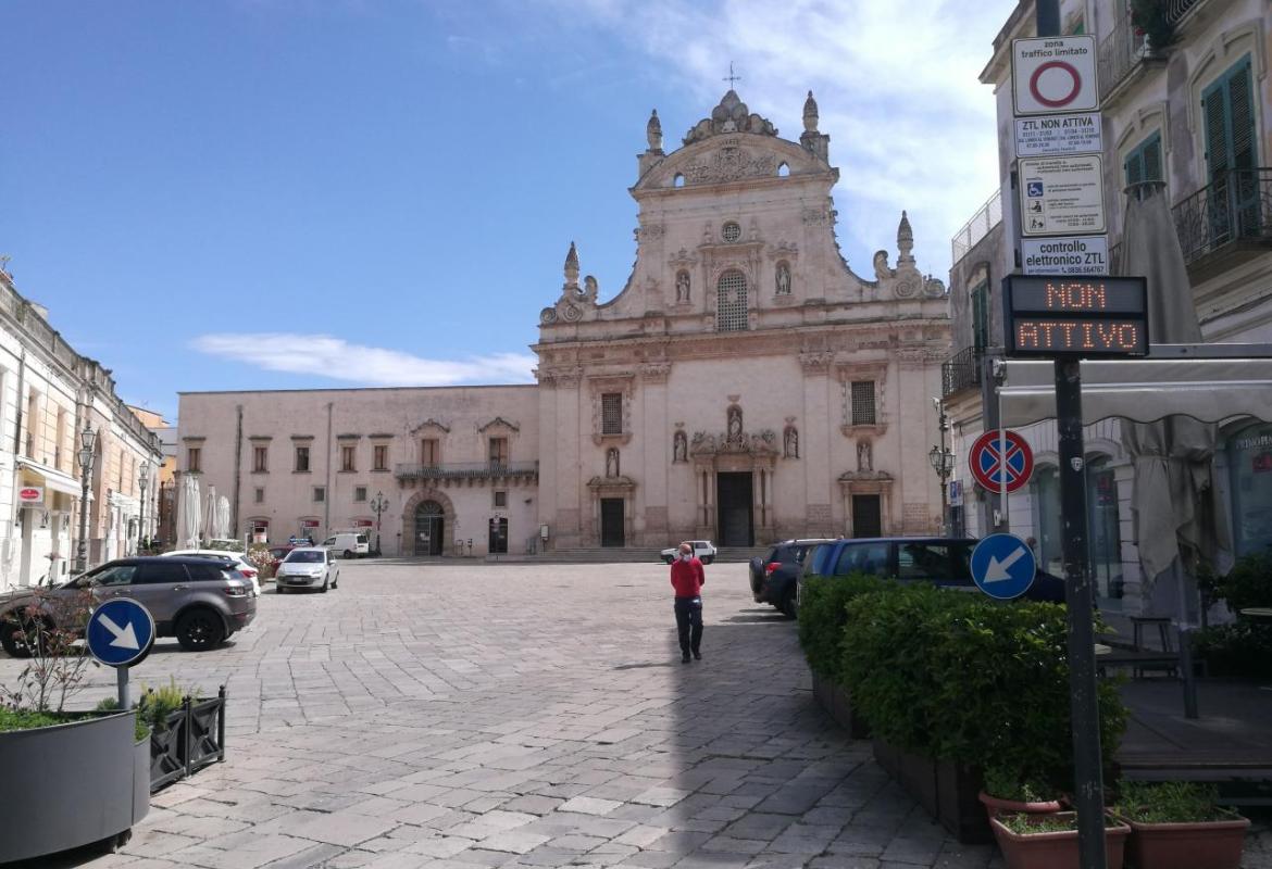 "Chiediamo alle istituzioni di metterci nelle condizioni di tornare alla normalità"