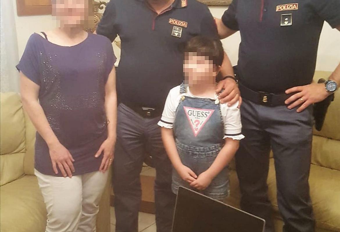 Un gesto di grande solidarietà di tutto il Commissariato della Polizia di Stato di Galatina