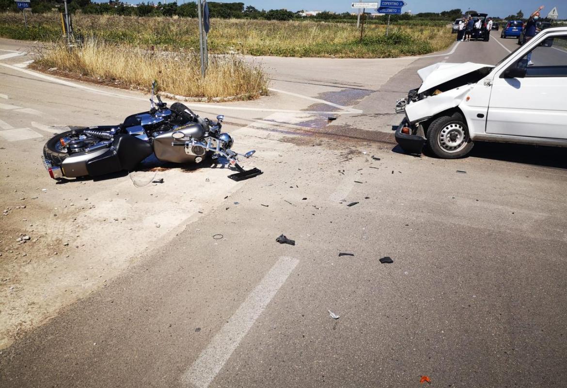 Motociclista finisce in codice rosso sul solito incrocio pericoloso della Galatina Copertino
