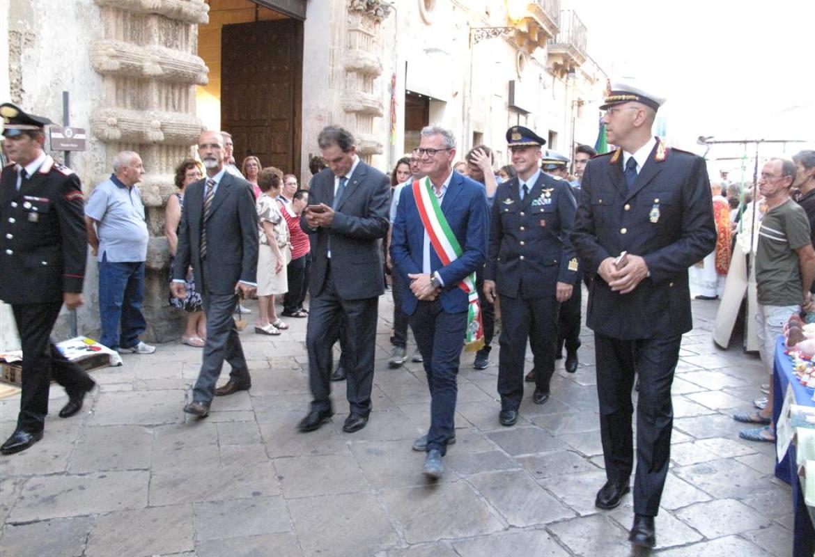 "La nostra festa con il tono sommesso di un periodo difficile"
